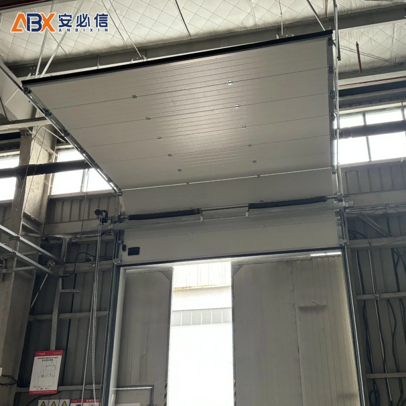 泰州市翻板滑升门